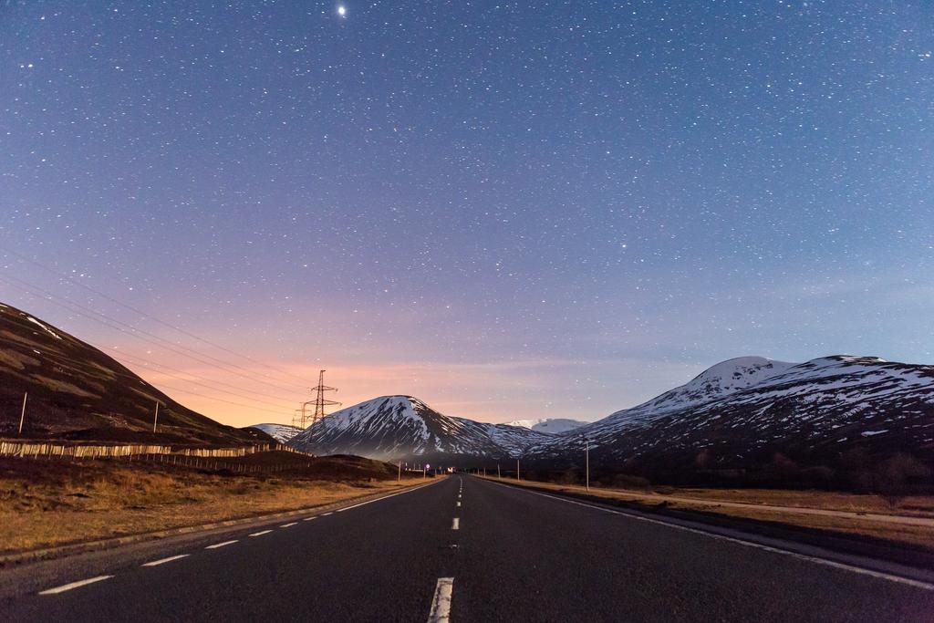 Glenlochy Nevis Bridge Apartments フォート・ウィリアム エクステリア 写真