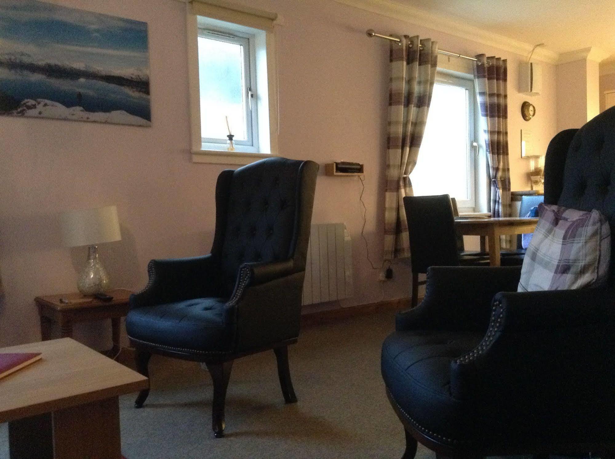 Glenlochy Nevis Bridge Apartments フォート・ウィリアム エクステリア 写真